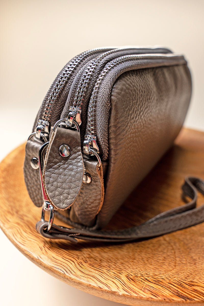 Stylish NGIL Gray Authentic Leather Triple - Zip Wristlet for Daily Use