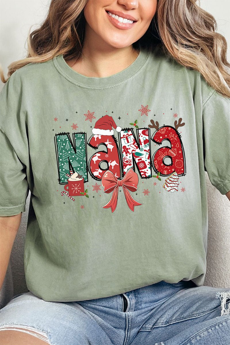 Comfortable Adult Festive Christmas Nana Ring-Spun Cotton Graphic T-Shirt for the Holiday Season