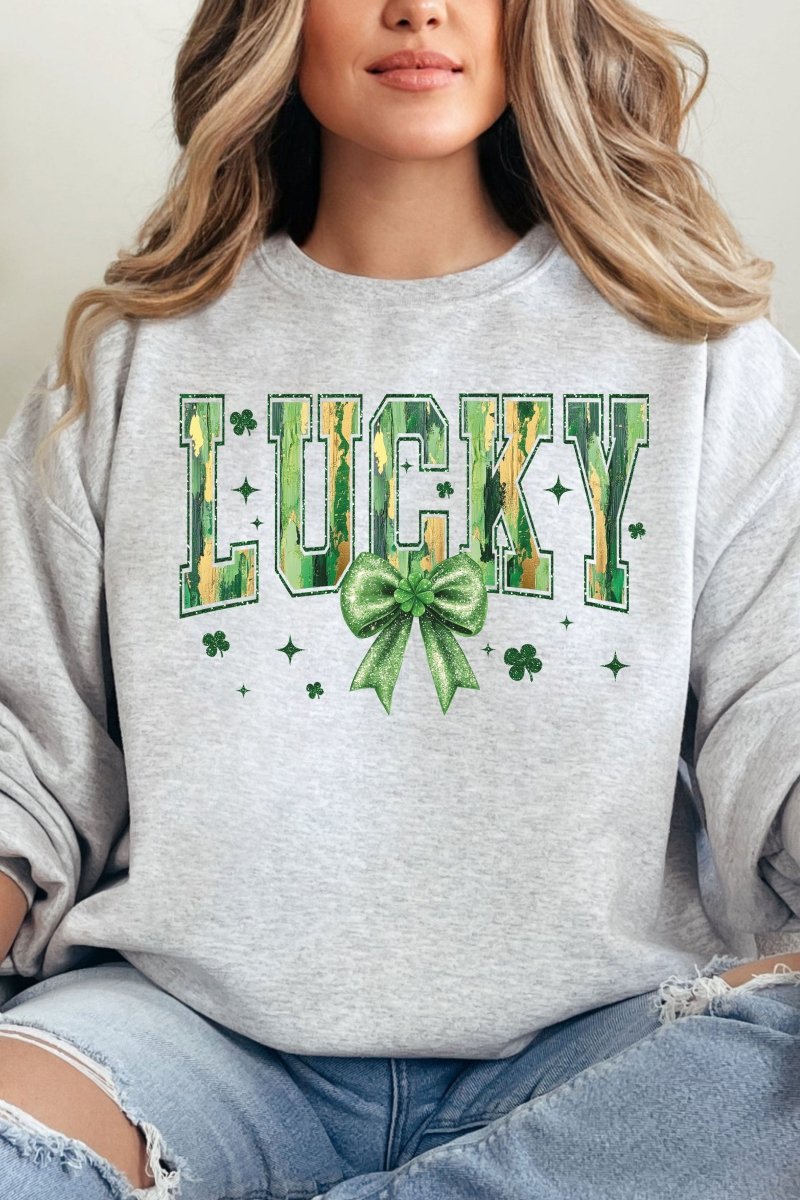 Glitzy and Lucky Heavyweight Crew Neck Unisex Brushed Sweatshirt for Everyday Wear