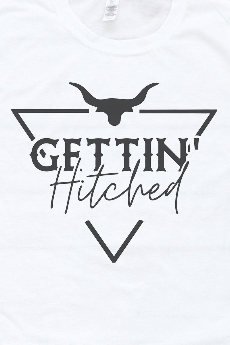 Stylish Polyester/Cotton Blend Steer Getting Hitched Graphic T-Shirt for Unisex Wear